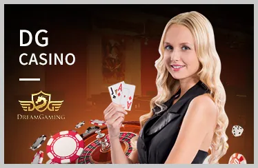 Hình ảnh đá gà trực tiếp tại Vipbet, với sàn đấu và những chú gà chiến mạnh mẽ
